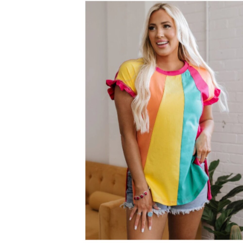 New Davi‎ & Dani Medium Colorful Retro Ruffle Sleeve Stretch Top Vacation Beach